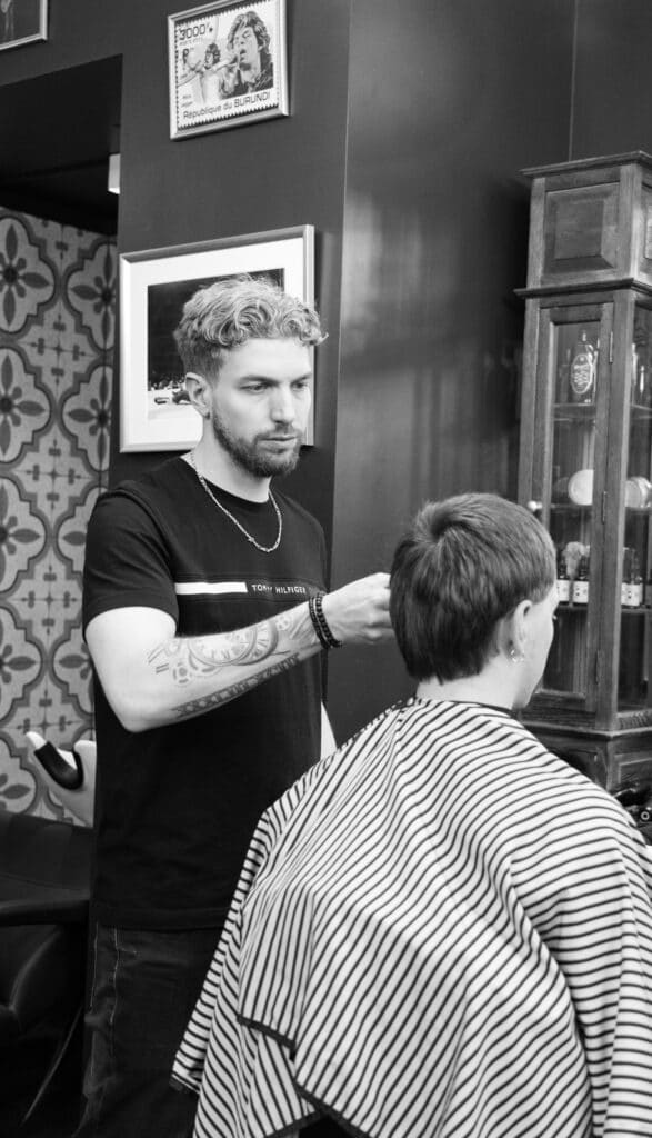 Jojo — barbier Boulevard Prince Henri Luxembourg